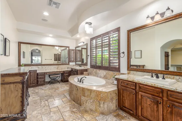 $1,595,000 | 5415 East Hallihan Drive, Cave Creek, AZ 85331