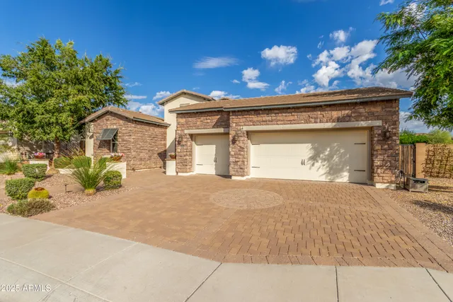 $1,595,000 | 5415 East Hallihan Drive, Cave Creek, AZ 85331