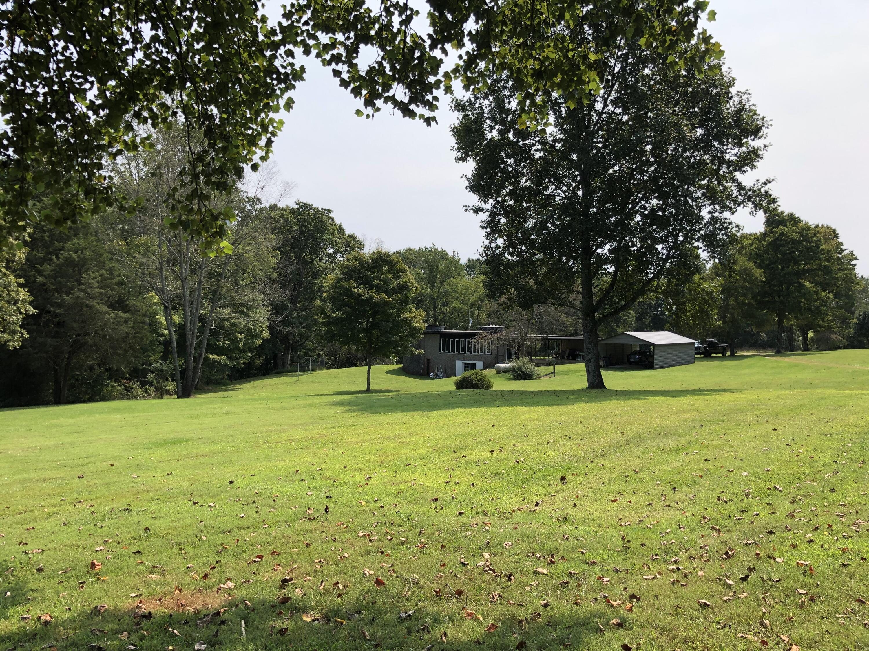 2600 Tennessee Ridge Road Liberty, KY 42539 - Photo 8 of 48 IMG_0274