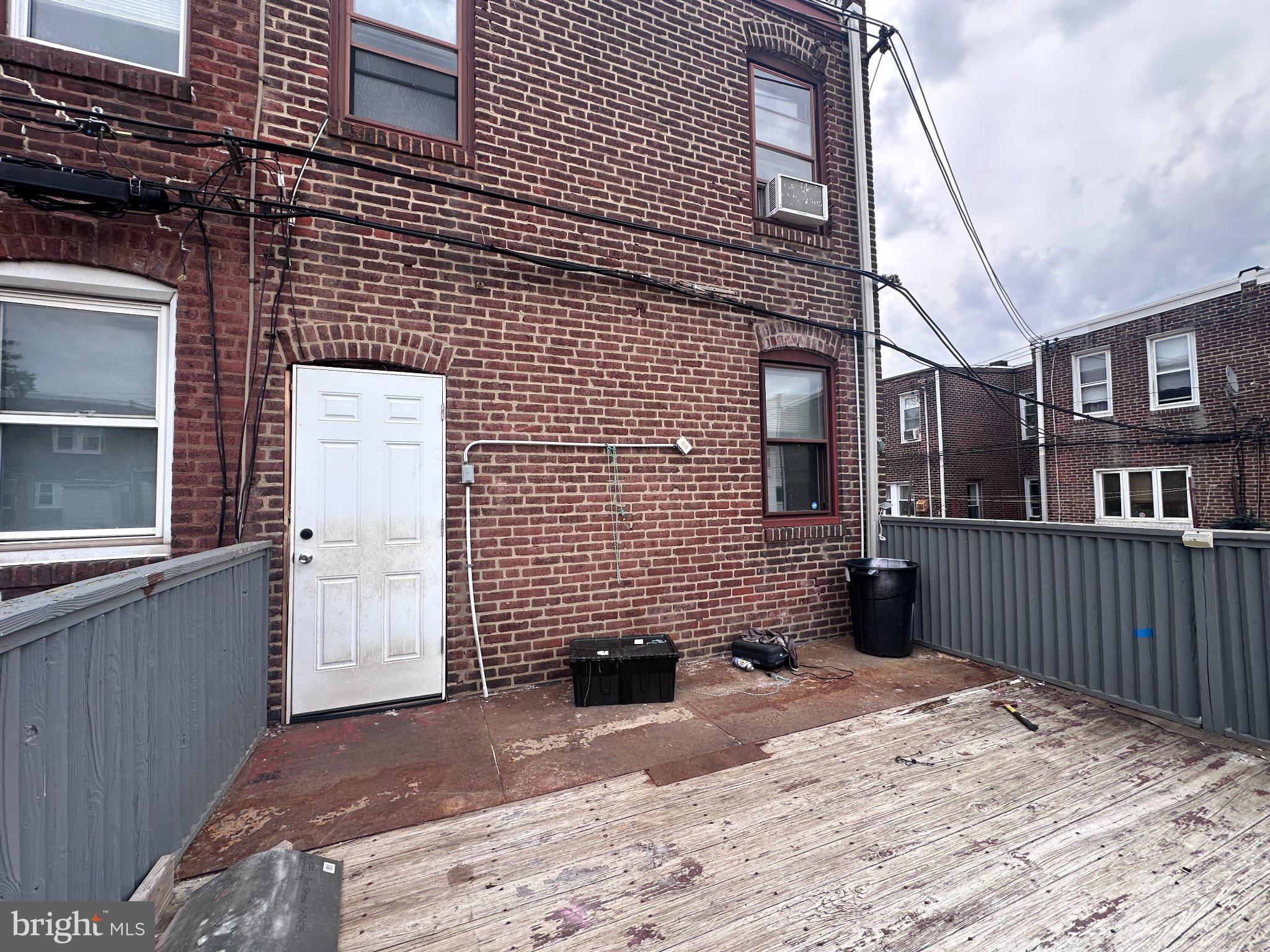 1154 Brill Street Philadelphia, PA 19124 - Photo 38 of 47 Deck