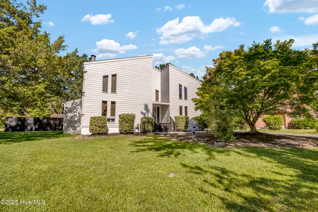 $2,350 | 14 Creekstone Lane, Castle Hayne, NC 28429