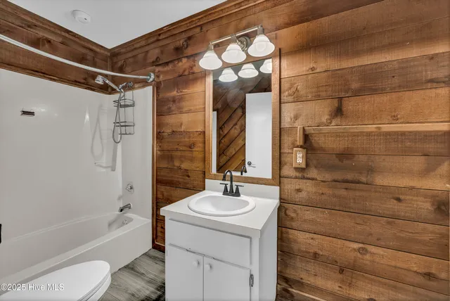 $2,350 | 14 Creekstone Lane, Castle Hayne, NC 28429