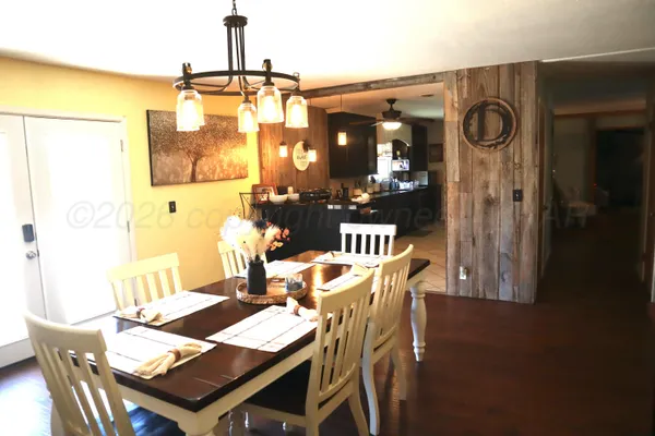 $260,000 | 101 Douglas Street, Hereford, TX 79045