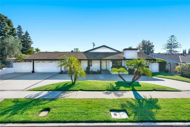 $2,500,000 | 12312 Eveningside Drive, North Tustin, CA 92705