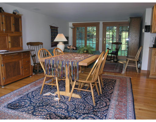 5 Douglas Road Chelmsford, MA 01824 - Photo 7 of 7