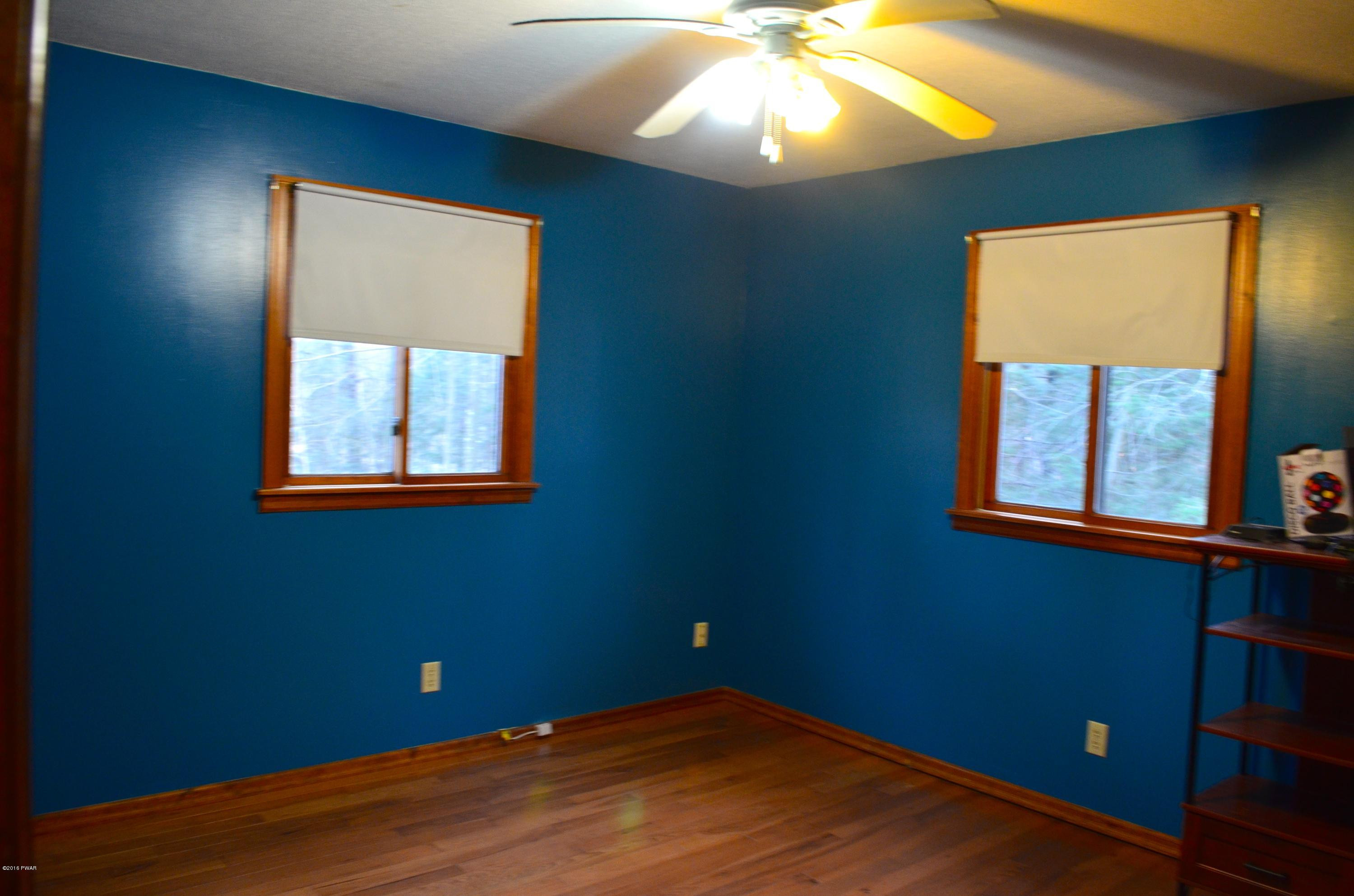 108 Burrus Road Greentown, PA 18426 - Photo 7 of 15 Gallery Image 7