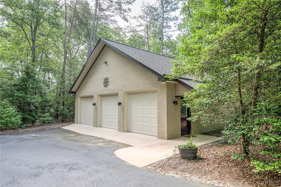 4809 Wakema Road West Point, VA 23181 - Photo 16 of 50