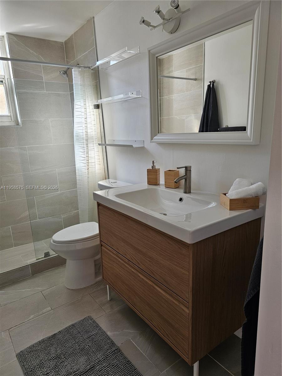 622 15th Street, Unit 3 Miami Beach, FL 33139 - Photo 14 of 24