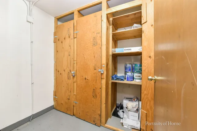 $190,000 | 6630 South Brainard Avenue, Unit 203, Countryside, IL 60525