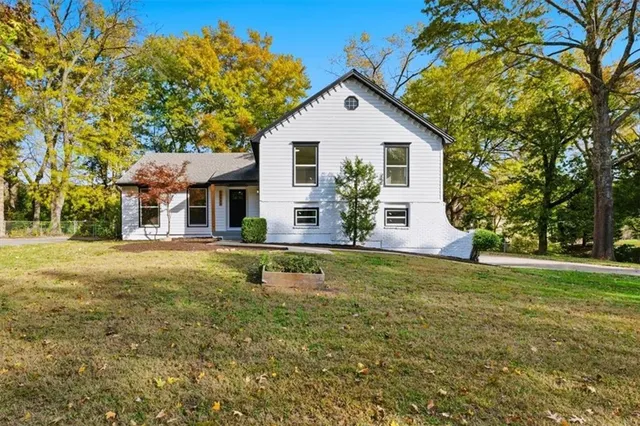 $435,000 | 10051 Melrose Drive, Overland Park, KS 66214