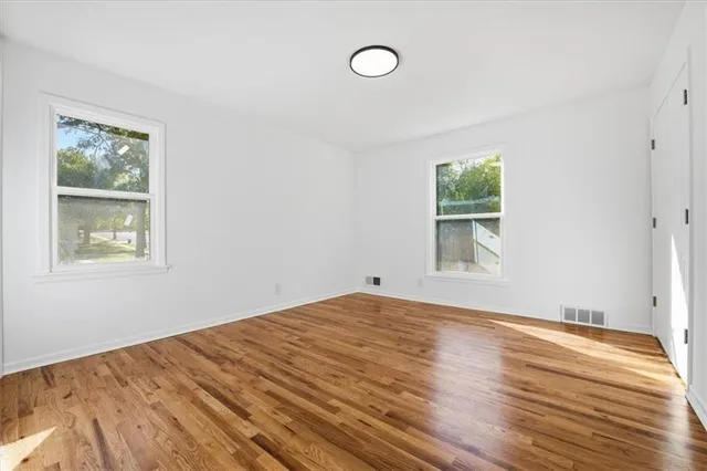 $435,000 | 10051 Melrose Drive, Overland Park, KS 66214