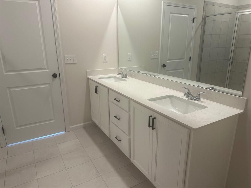 636 Rodeo Drive Auburn, GA 30011 - Photo 12 of 21