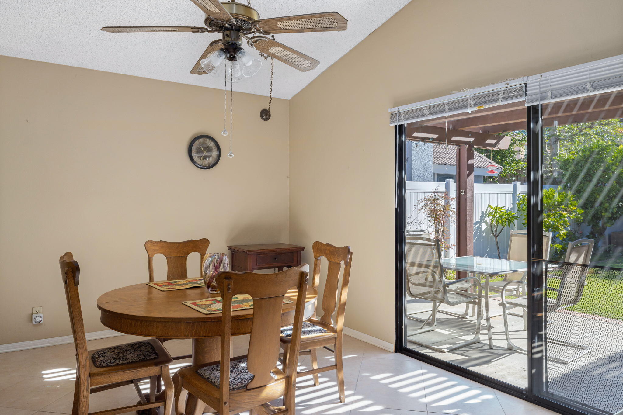 7900 East Bauer Road Anaheim, CA 92808 - Photo 11 of 27 11-web-or-mls-BCBauer_1021_011