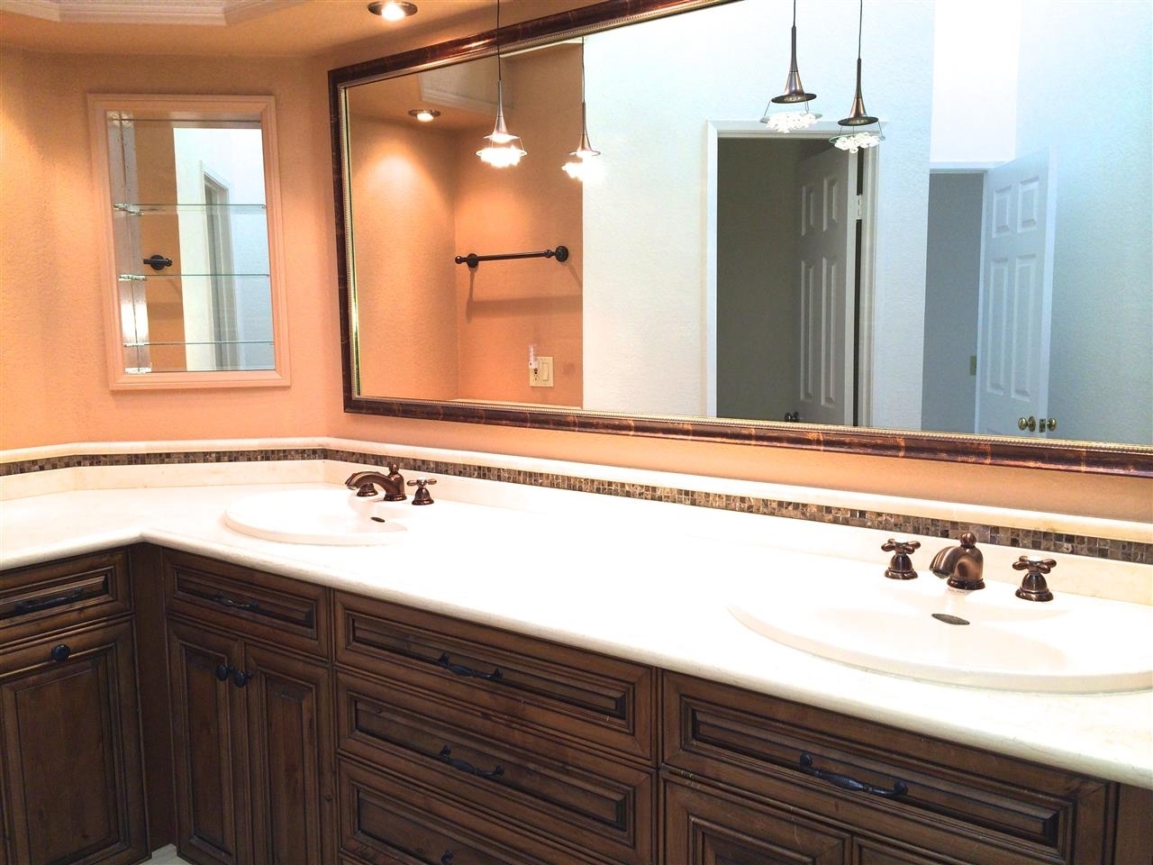 8948 Circle R View Lane Escondido, CA 92026 - Photo 14 of 25