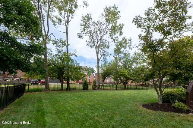 818 Foxgate Road Louisville, KY 40223 - Photo 58 of 62 818 Foxgate Road-59 - resized
