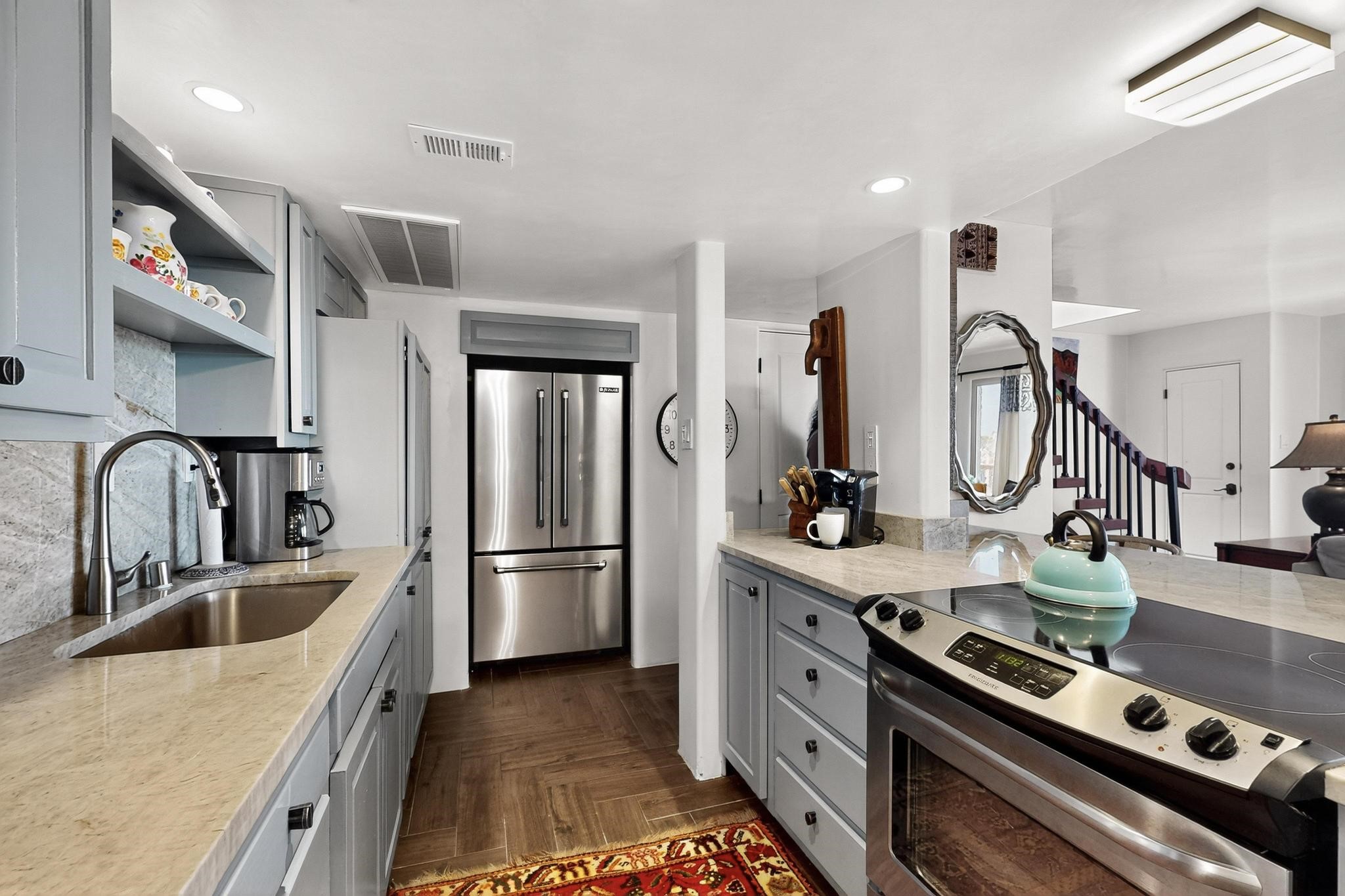 320 Artist Road, Unit 14 Santa Fe, NM 87501 - Photo 11 of 37 Kitchen