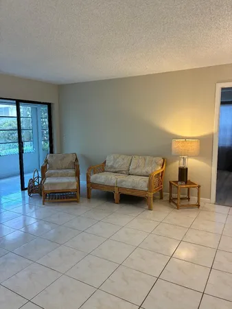 $1,750 | 98 Capri B, Unit C, Delray Beach, FL 33484