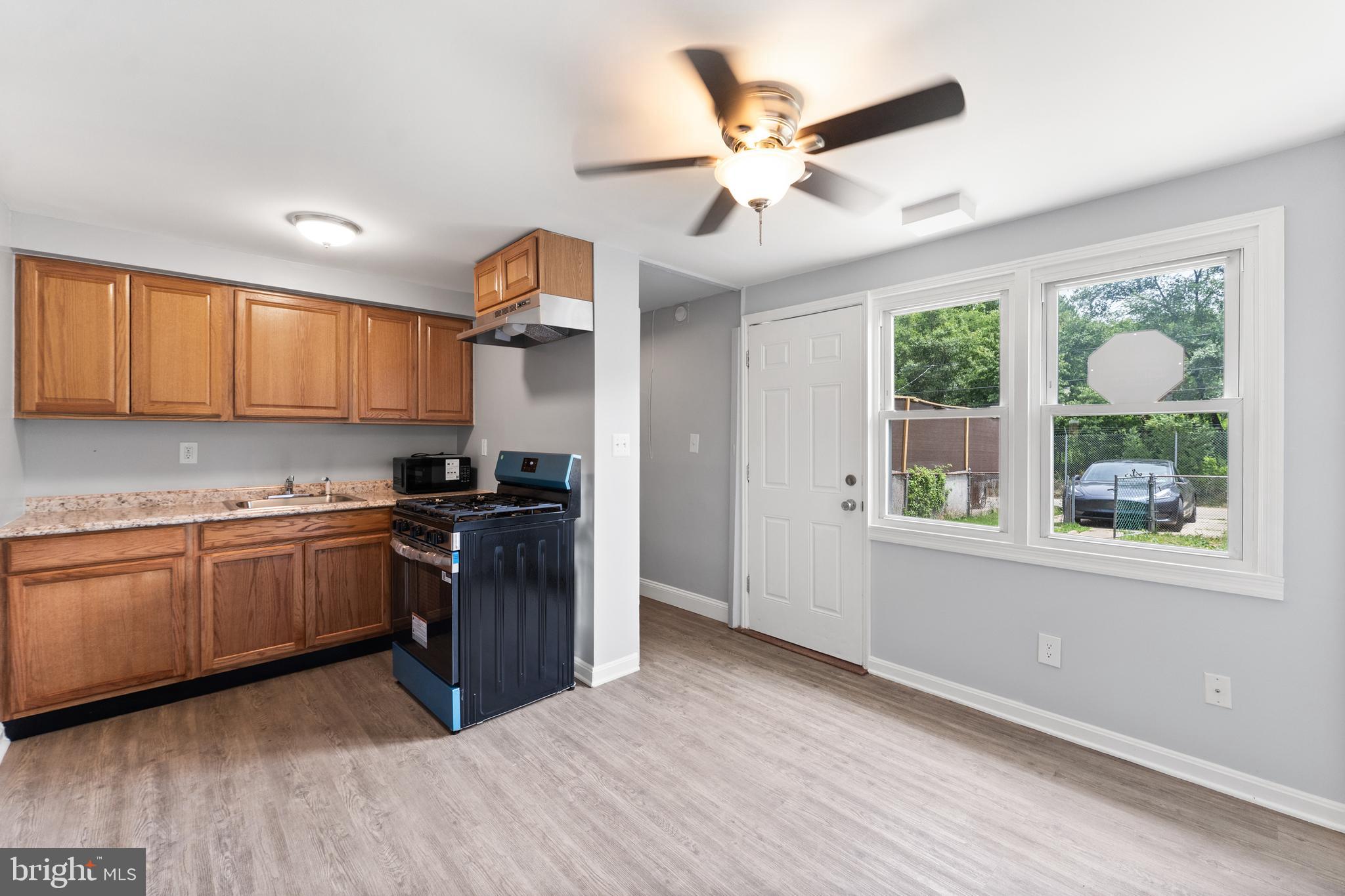 2941 Mallview Road Baltimore, MD 21230 - Photo 7 of 23