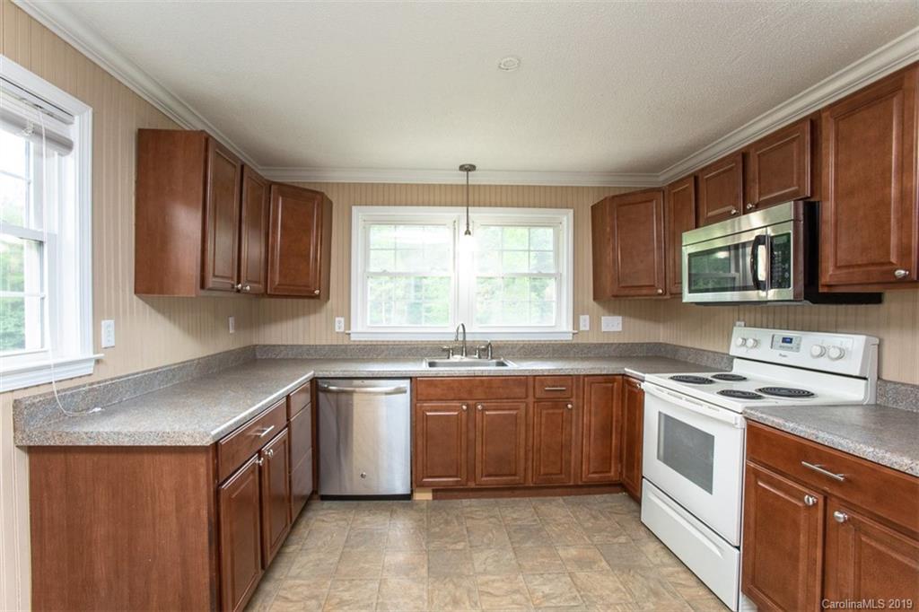 148 East Springdale Road Rock Hill, SC 29730 - Photo 8 of 18 Gallery Image 8