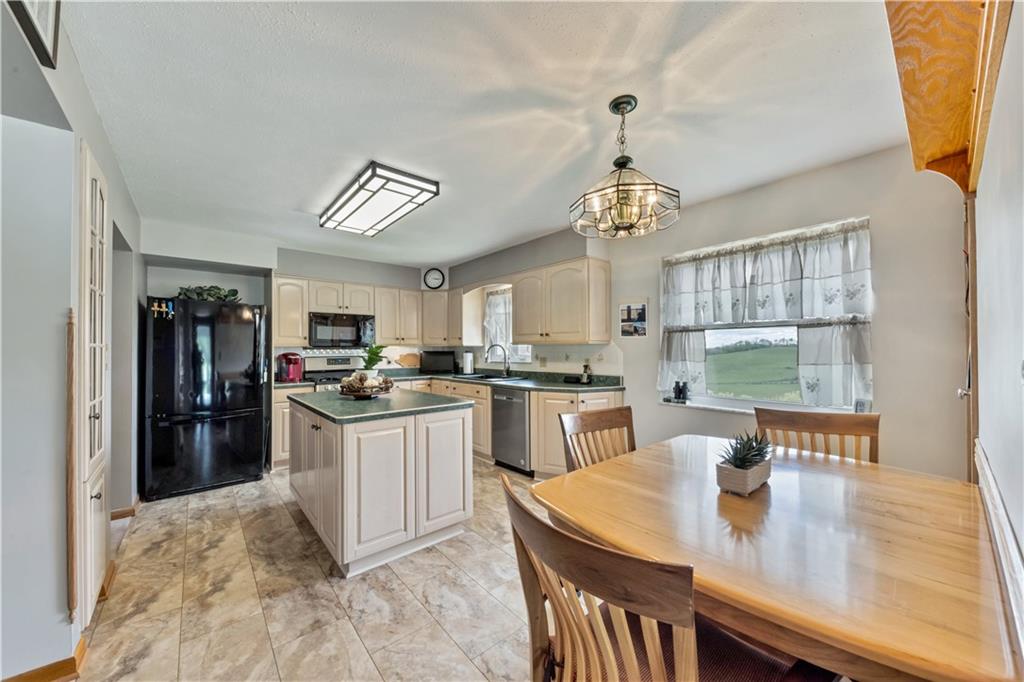 487 Scott Hollow Road Burgettstown, PA 15021 - Photo 5 of 25