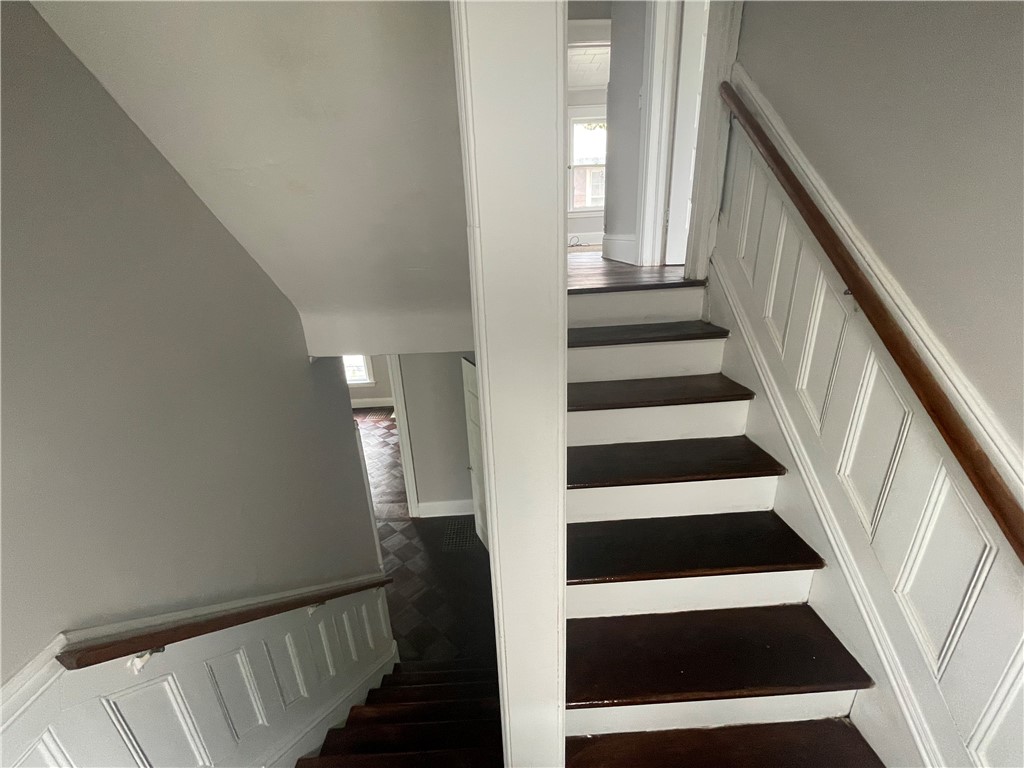 66 Hobart Street Rochester, NY 14611 - Photo 13 of 27