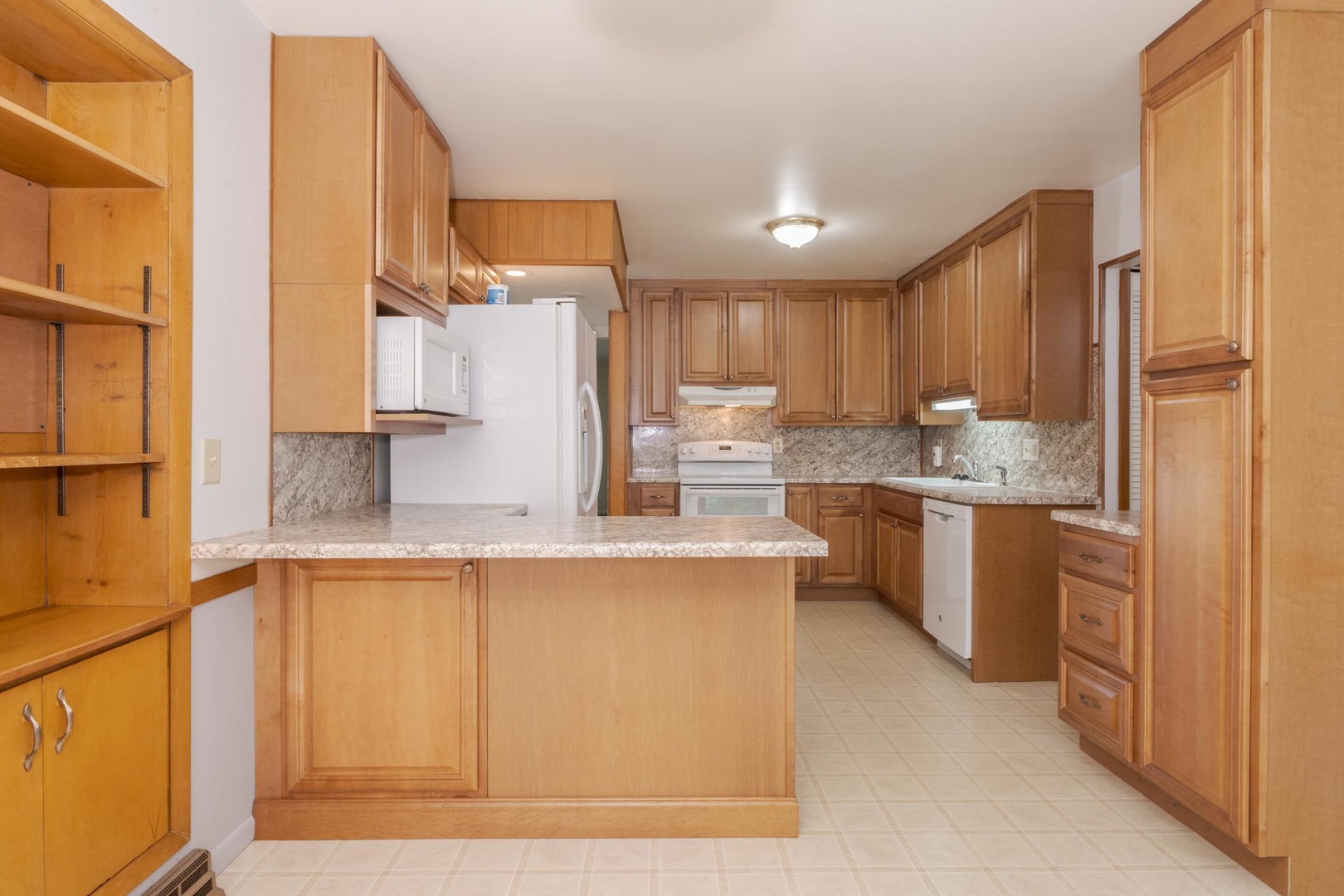 101 Radliff Road Bloomington, IL 61701 - Photo 19 of 37 Gallery Image 19