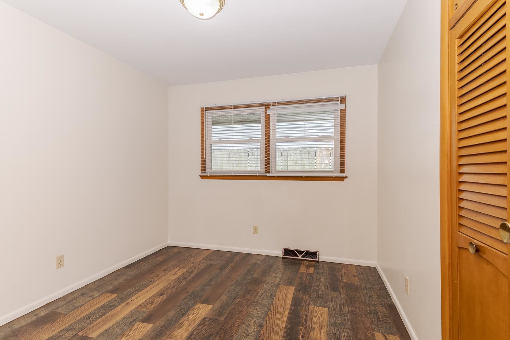 101 Radliff Road Bloomington, IL 61701 - Photo 28 of 37 Gallery Image 28