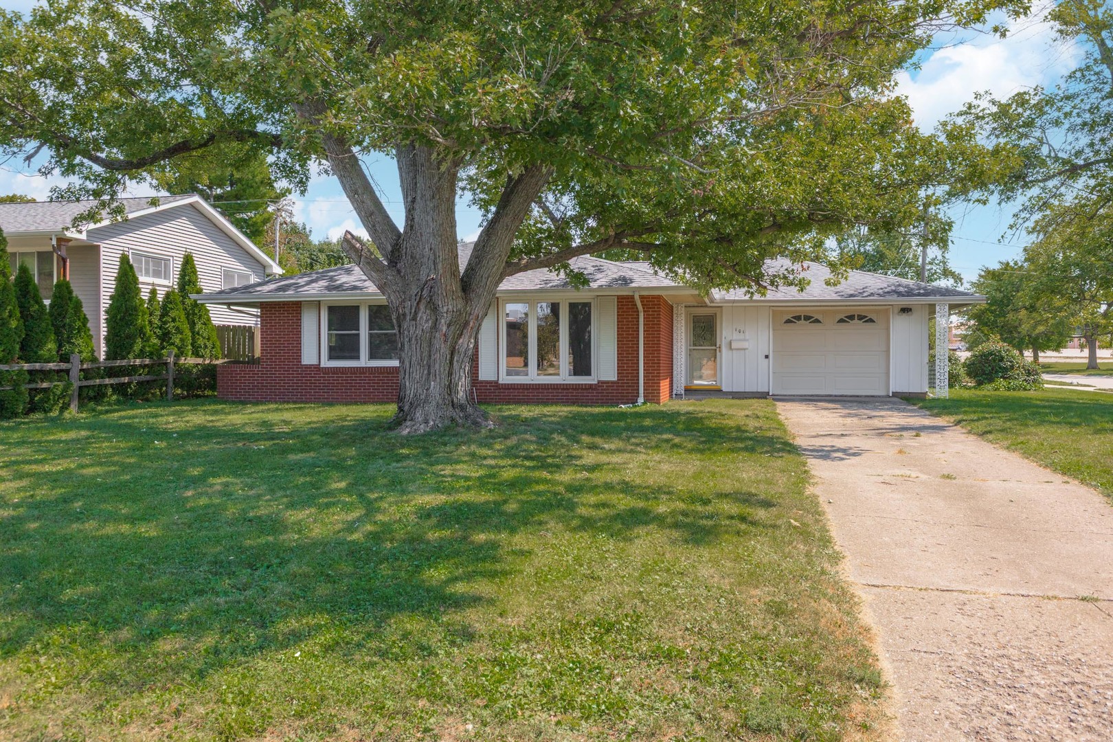 101 Radliff Road Bloomington, IL 61701 - Photo 37 of 37 Gallery Image 37