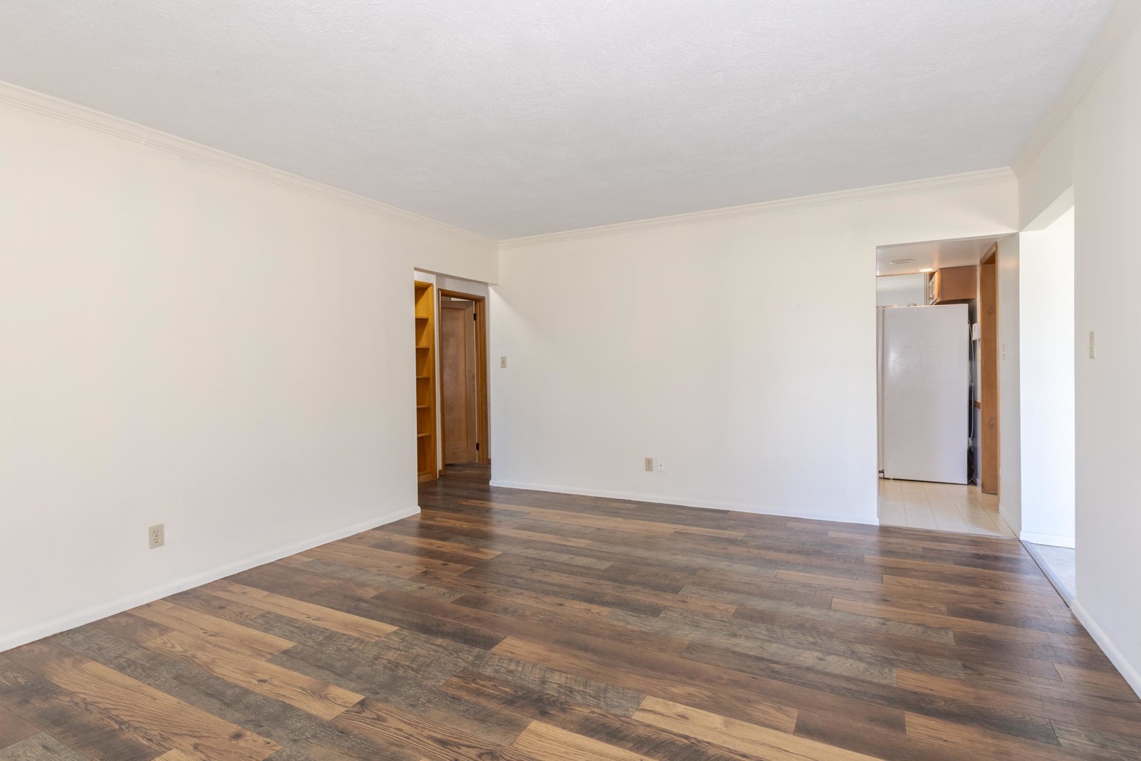101 Radliff Road Bloomington, IL 61701 - Photo 10 of 37 Gallery Image 10