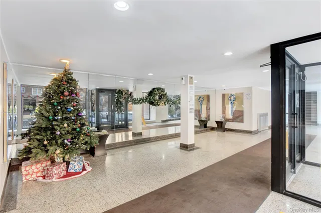 $1,900 | 105-24 64th Road | Forest Hills