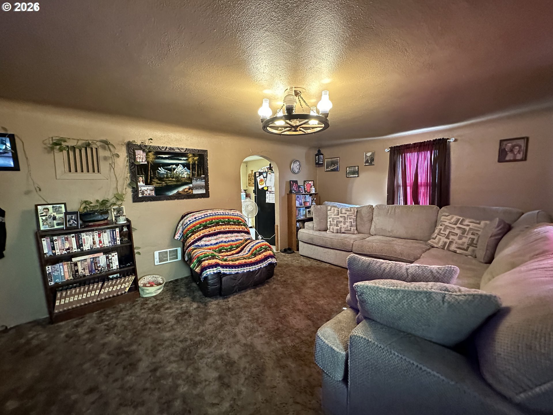 467 17th Street Springfield, OR 97477 - Photo 3 of 13 Gallery Image 3