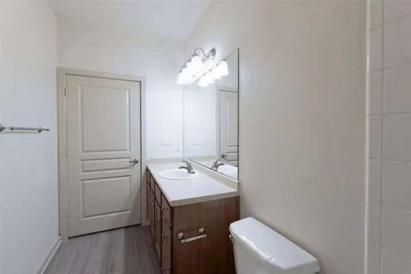 $1,099 | 8515 Interstate 35, Unit 13210, Austin, TX 78744