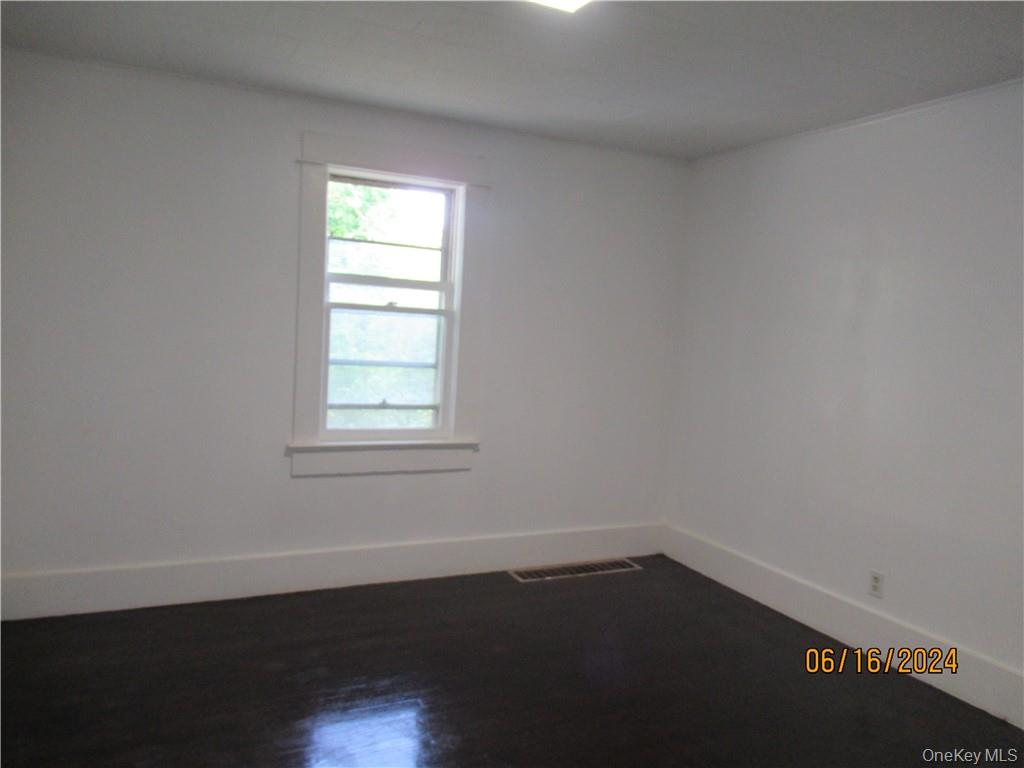 82 North Road Bloomingburg, NY 12721 - Photo 12 of 19 Bedroom 3