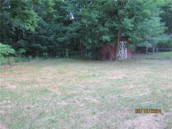 $1,950 | 82 North Road, Bloomingburg, NY 12721