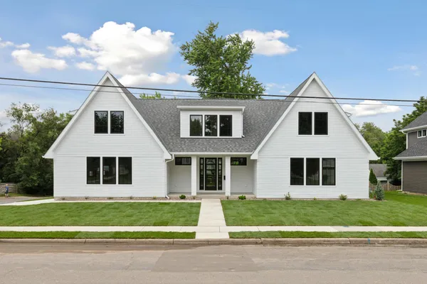 $1,999,900 | 6612 Warren Avenue, Edina, MN 55439