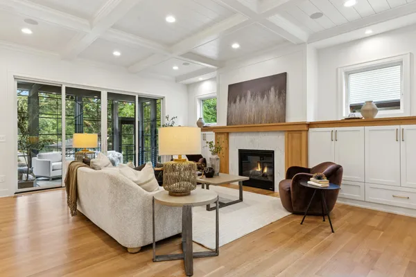 $1,999,900 | 6612 Warren Avenue, Edina, MN 55439