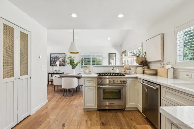 $1,044,000 | 110 Viola Way, Angwin, CA 94508