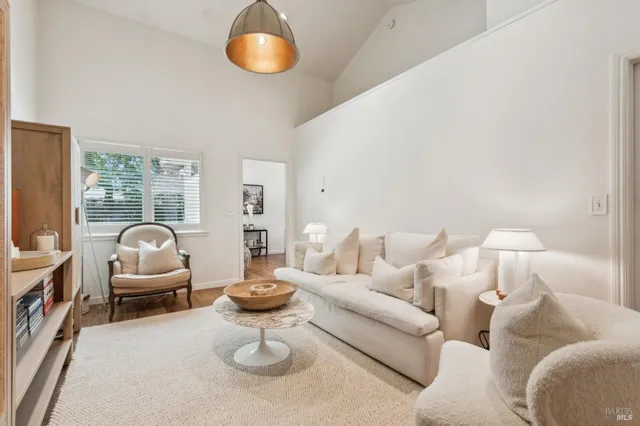 $1,044,000 | 110 Viola Way, Angwin, CA 94508