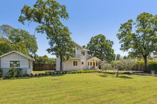 $1,044,000 | 110 Viola Way, Angwin, CA 94508