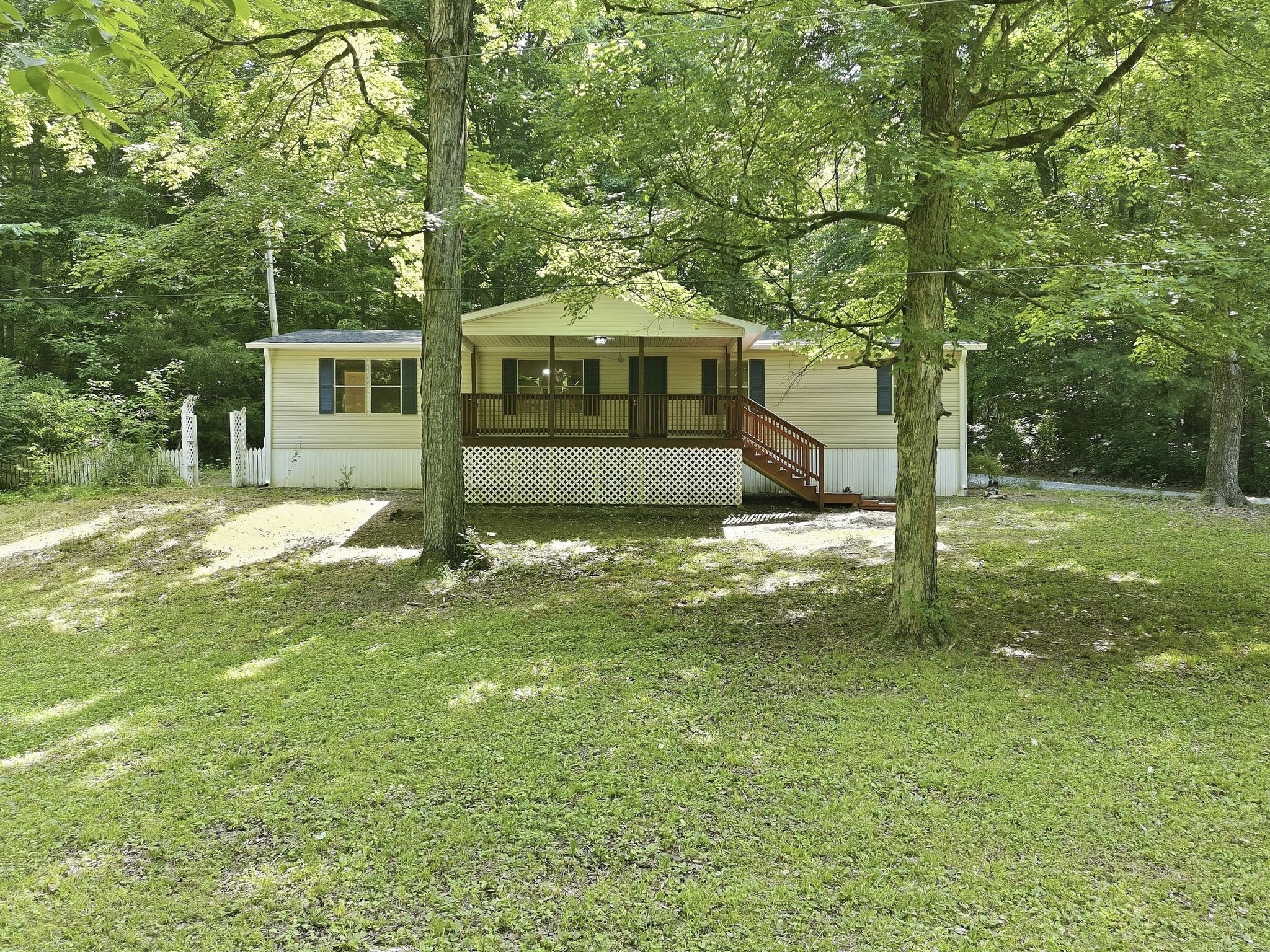 565 Clint Flowers Road McEwen, TN 37101 - Photo 1 of 51