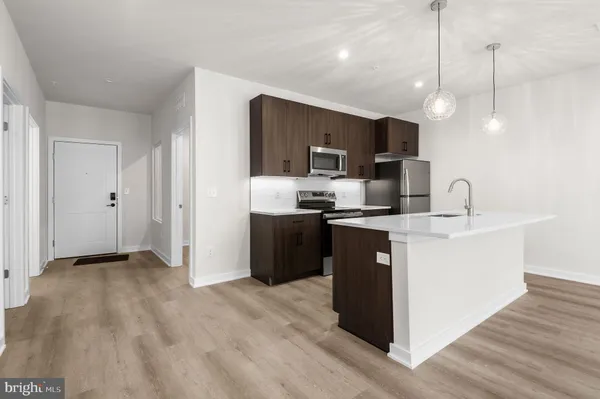 $2,672 | 26 South York Road, Unit 208, Hatboro, PA 19040