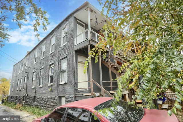 $180,000 | 512 South 13th Street, Harrisburg, PA 17104