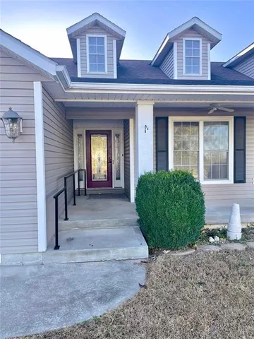 $485,000 | 15110 County Road 633, Adrian, MO 64720