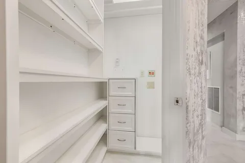 $849,999 | 1510 Demonbreun Street, Unit 1201, Nashville, TN 37203