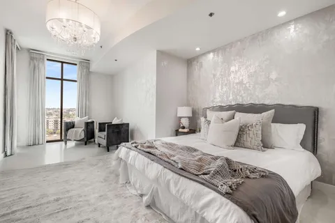 $849,999 | 1510 Demonbreun Street, Unit 1201, Nashville, TN 37203