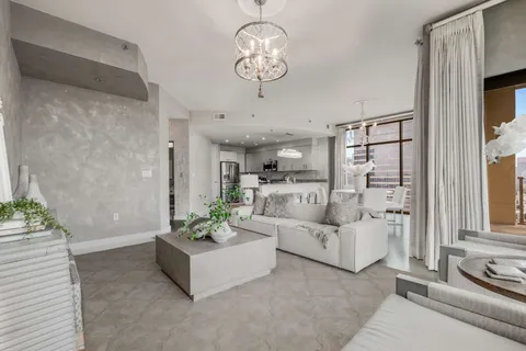 $849,999 | 1510 Demonbreun Street, Unit 1201, Nashville, TN 37203