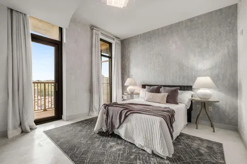 $849,999 | 1510 Demonbreun Street, Unit 1201, Nashville, TN 37203