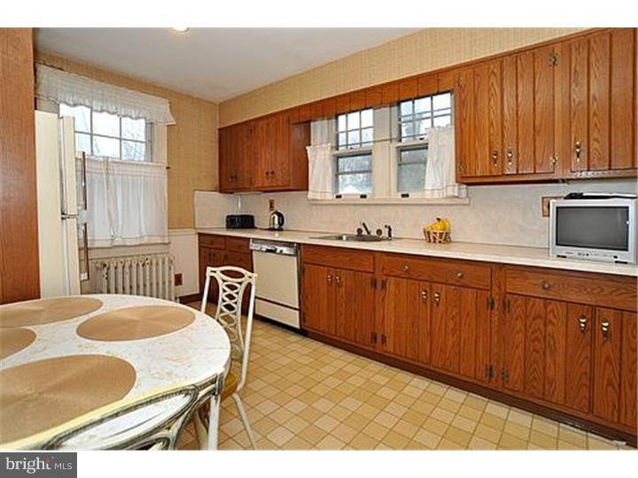 321 Evergreen Road Jenkintown, PA 19046 - Photo 12 of 20 Kitchen