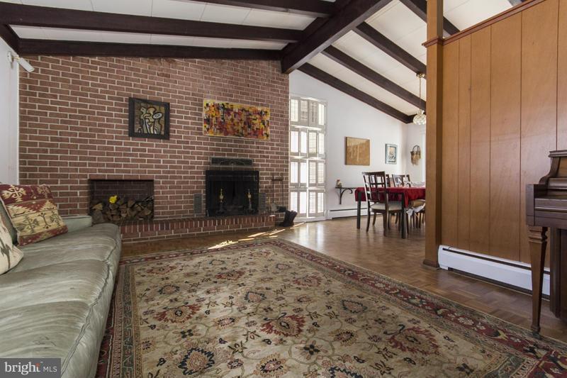 8121 McDonogh Road Baltimore, MD 21208 - Photo 3 of 28 Living Room