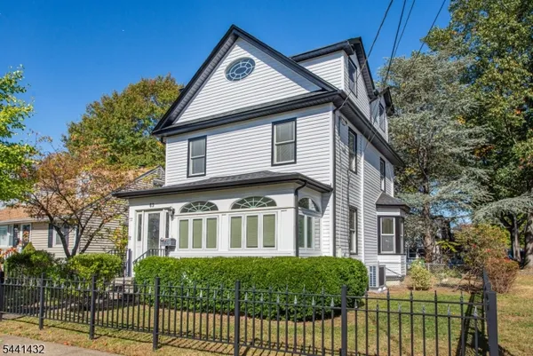 $850,000 | 69 West Hanover Avenue, Morris Plains, NJ 07950